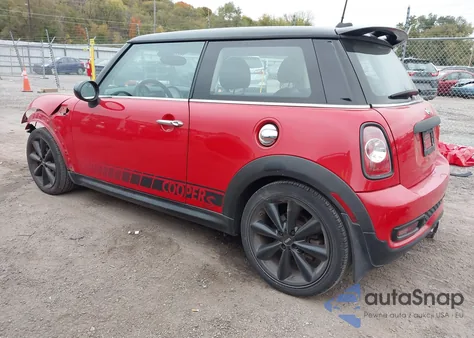 2013 Mini Hardtop Cooper S from USA, damaged, VIN WMWSV3C55DT477589